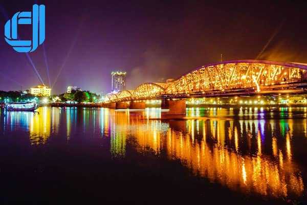 Tour Sài Gòn Đà Nẵng 4 ngày 3 đêm bằng máy bay hằng ngày